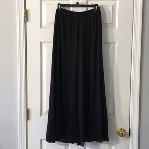 CONNECTED black pants, size M